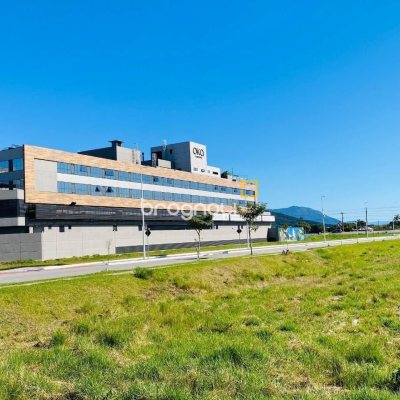 Casa com 128m², 3 quartos (sendo 2 suítes), 1 garagem, no bairro Campeche em Florianópolis