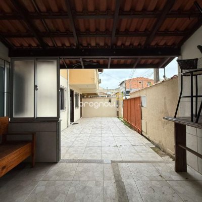 Apartamento com 61m², 2 quartos, 1 garagem, no bairro Ingleses em Florianópolis