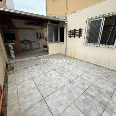 Apartamento com 61m², 2 quartos, 1 garagem, no bairro Ingleses em Florianópolis