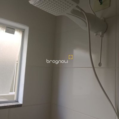 Apartamento com 65m², 2 quartos (sendo 1 suíte), 1 garagem, no bairro Ingleses em Florianópolis