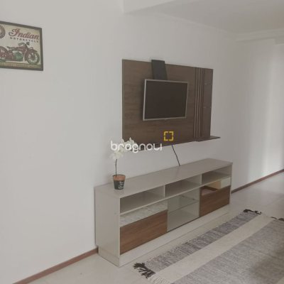 Apartamento com 65m², 2 quartos (sendo 1 suíte), 1 garagem, no bairro Ingleses em Florianópolis