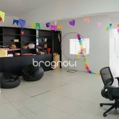 Sala com 111m², no bairro Centro em Florianópolis