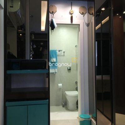 Apartamento com 81m², 2 quartos (sendo 1 suíte), 1 garagem, no bairro Centro em Florianópolis