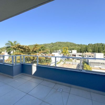Cobertura com 159m², 3 quartos (sendo 1 suíte), 2 garagens, no bairro Jurerê em Florianópolis