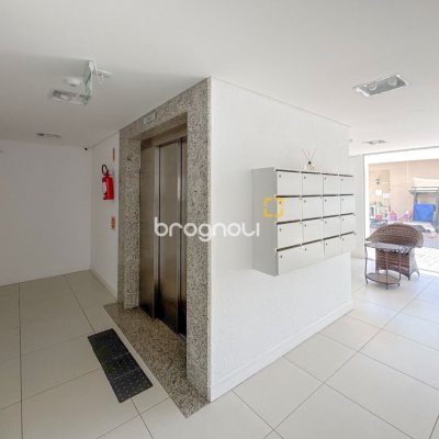 Cobertura com 159m², 3 quartos (sendo 1 suíte), 2 garagens, no bairro Jurerê em Florianópolis