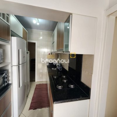 Casa com 120m², 3 quartos (sendo 1 suíte), 1 garagem, no bairro Centro em Florianópolis