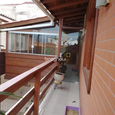Casa com 119m², 4 quartos (sendo 2 suítes), 2 garagens, no bairro Saco dos Limões em Florianópolis