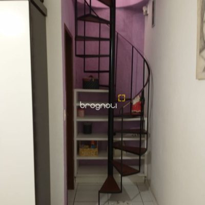 Casa com 119m², 4 quartos (sendo 2 suítes), 2 garagens, no bairro Saco dos Limões em Florianópolis