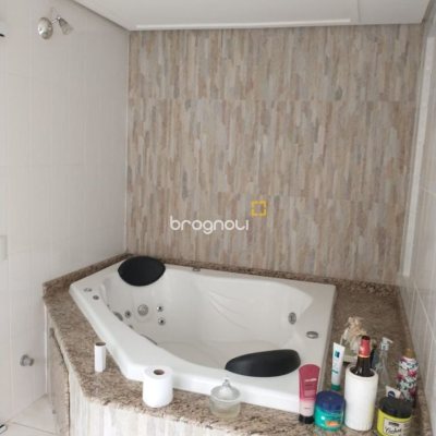 Casa com 119m², 4 quartos (sendo 2 suítes), 2 garagens, no bairro Saco dos Limões em Florianópolis