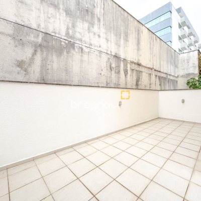Apartamento com 105m², 2 quartos (sendo 1 suíte), 1 garagem, no bairro Trindade em Florianópolis