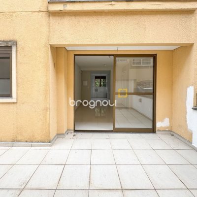 Apartamento com 105m², 2 quartos (sendo 1 suíte), 1 garagem, no bairro Trindade em Florianópolis