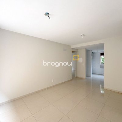 Apartamento com 105m², 2 quartos (sendo 1 suíte), 1 garagem, no bairro Trindade em Florianópolis