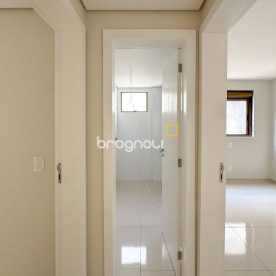 Apartamento com 105m², 2 quartos (sendo 1 suíte), 1 garagem, no bairro Trindade em Florianópolis