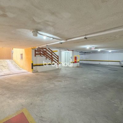 Apartamento com 105m², 2 quartos (sendo 1 suíte), 1 garagem, no bairro Trindade em Florianópolis