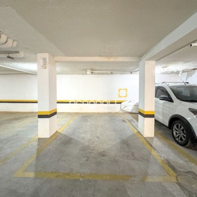 Apartamento com 105m², 2 quartos (sendo 1 suíte), 1 garagem, no bairro Trindade em Florianópolis