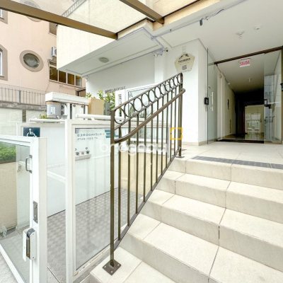 Apartamento com 105m², 2 quartos (sendo 1 suíte), 1 garagem, no bairro Trindade em Florianópolis