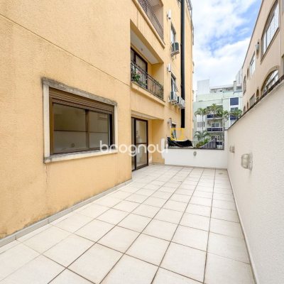 Apartamento com 105m², 2 quartos (sendo 1 suíte), 1 garagem, no bairro Trindade em Florianópolis