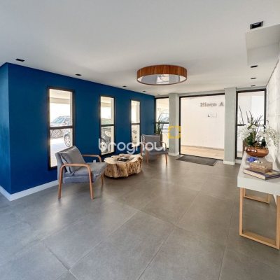 Cobertura com 156m², 3 quartos (sendo 1 suíte), 2 garagens, no bairro Agronômica em Florianópolis