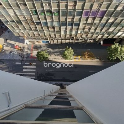 Sala com 39m², no bairro Centro em Florianópolis