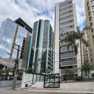 Sala com 60m², 1 garagem, no bairro Centro em Florianópolis