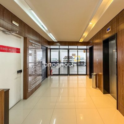 Sala com 60m², 1 garagem, no bairro Centro em Florianópolis