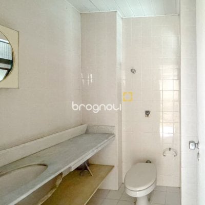 Sala com 60m², 1 garagem, no bairro Centro em Florianópolis