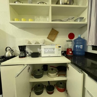 Hotel com 228m², 11 quartos, no bairro Barra da Lagoa em Florianópolis