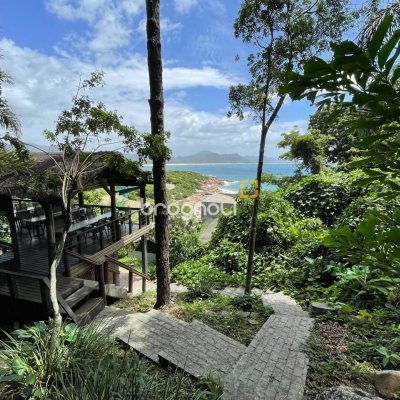 Hotel com 228m², 11 quartos, no bairro Barra da Lagoa em Florianópolis