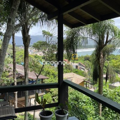 Hotel com 228m², 11 quartos, no bairro Barra da Lagoa em Florianópolis