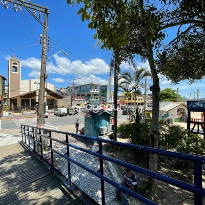 Hotel com 228m², 11 quartos, no bairro Barra da Lagoa em Florianópolis