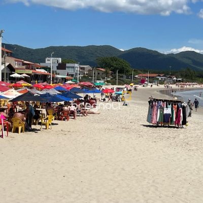 Hotel com 228m², 11 quartos, no bairro Barra da Lagoa em Florianópolis