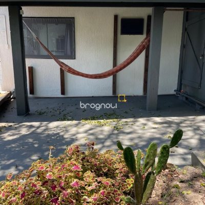 Hotel com 228m², 11 quartos, no bairro Barra da Lagoa em Florianópolis