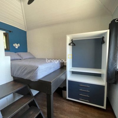 Hotel com 228m², 11 quartos, no bairro Barra da Lagoa em Florianópolis