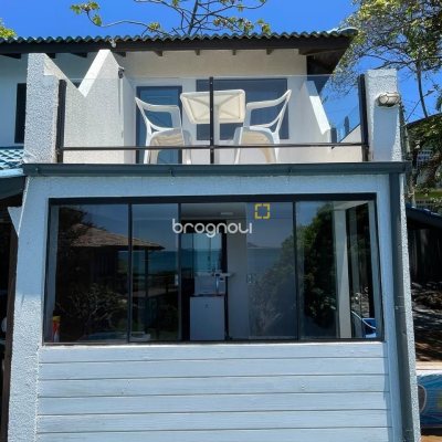 Hotel com 228m², 11 quartos, no bairro Barra da Lagoa em Florianópolis