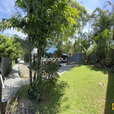 Hotel com 228m², 11 quartos, no bairro Barra da Lagoa em Florianópolis