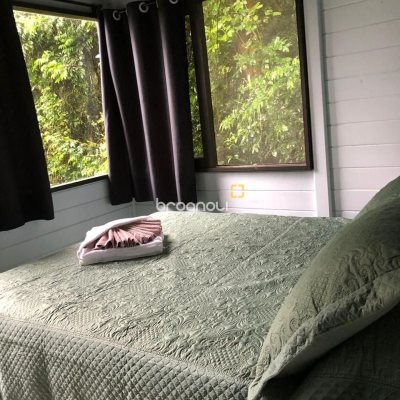 Hotel com 228m², 11 quartos, no bairro Barra da Lagoa em Florianópolis