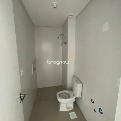 Apartamento com 69m², 2 quartos (sendo 1 suíte), 1 garagem, no bairro Estreito em Florianópolis