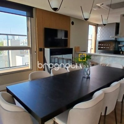 Apartamento com 69m², 2 quartos (sendo 1 suíte), 1 garagem, no bairro Estreito em Florianópolis