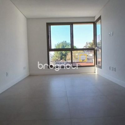 Apartamento com 69m², 2 quartos (sendo 1 suíte), 1 garagem, no bairro Estreito em Florianópolis