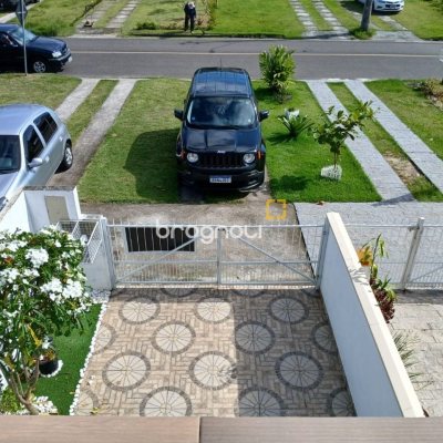 Casa com 91m², 2 quartos (sendo 2 suítes), 2 garagens, no bairro Ingleses em Florianópolis