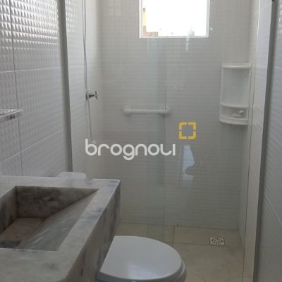 Casa com 91m², 2 quartos (sendo 2 suítes), 2 garagens, no bairro Ingleses em Florianópolis
