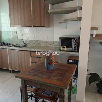 Casa com 91m², 2 quartos (sendo 2 suítes), 2 garagens, no bairro Ingleses em Florianópolis