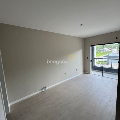 Casa com 84m², 3 quartos (sendo 1 suíte), 2 garagens, no bairro Sertão do Maruim em São José