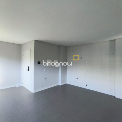 Apartamento com 57m², 1 quarto, 1 garagem, no bairro Centro em Florianópolis