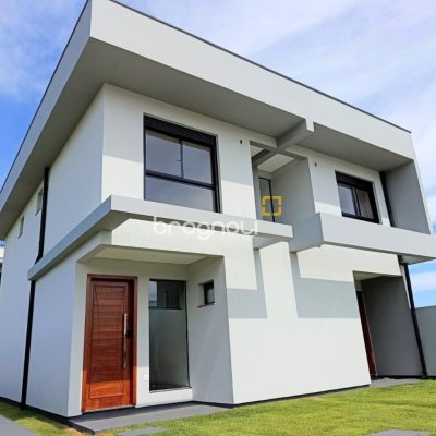 Casa com 99m², 2 quartos (sendo 2 suítes), 1 garagem, no bairro Campeche em Florianópolis