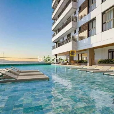 Apartamento com 80m², 2 quartos (sendo 2 suítes), 1 garagem, no bairro Praia Comprida em São José
