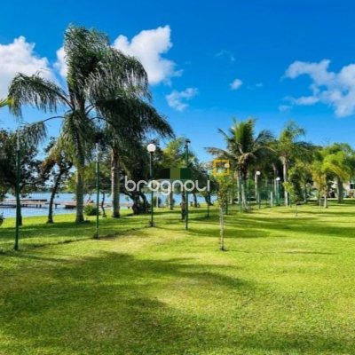 Apartamento com 72m², 3 quartos (sendo 1 suíte), 1 garagem, no bairro Lagoa da Conceição em Florianópolis