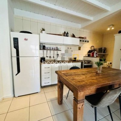Apartamento com 72m², 3 quartos (sendo 1 suíte), 1 garagem, no bairro Lagoa da Conceição em Florianópolis