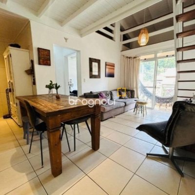 Apartamento com 72m², 3 quartos (sendo 1 suíte), 1 garagem, no bairro Lagoa da Conceição em Florianópolis