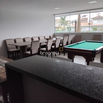 Apartamento com 74m², 2 quartos (sendo 1 suíte), 1 garagem, no bairro Canasvieiras em Florianópolis